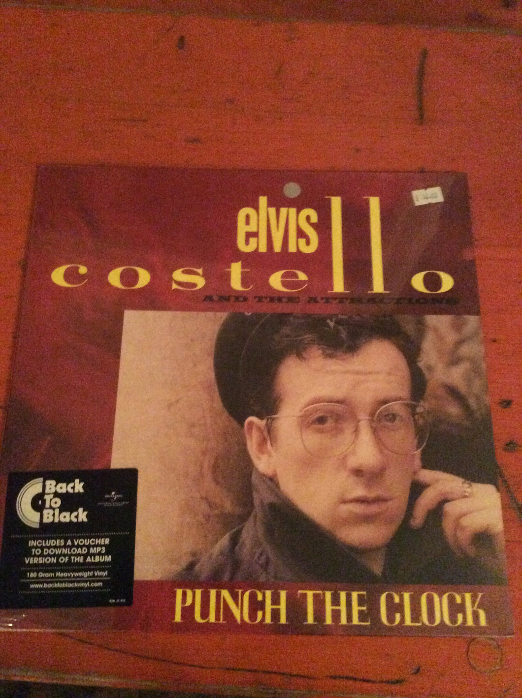 Elvis Costello and The Attractions - Punch The Clock