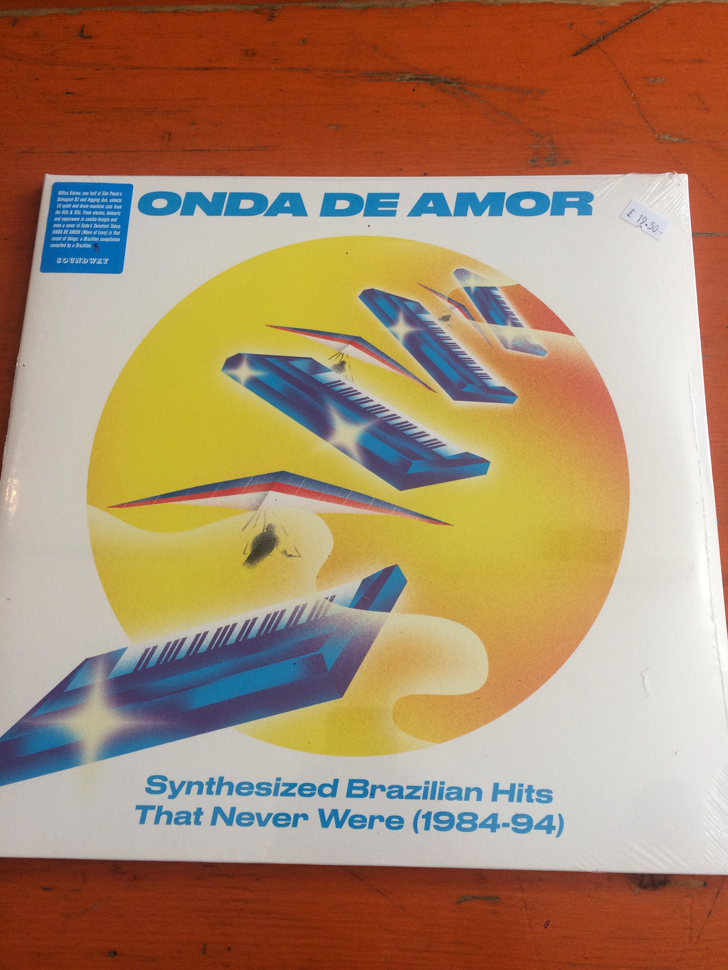 Various Artists - Onda De Amor: Synthesized Brazilian Hits That Never Were (1984-94)